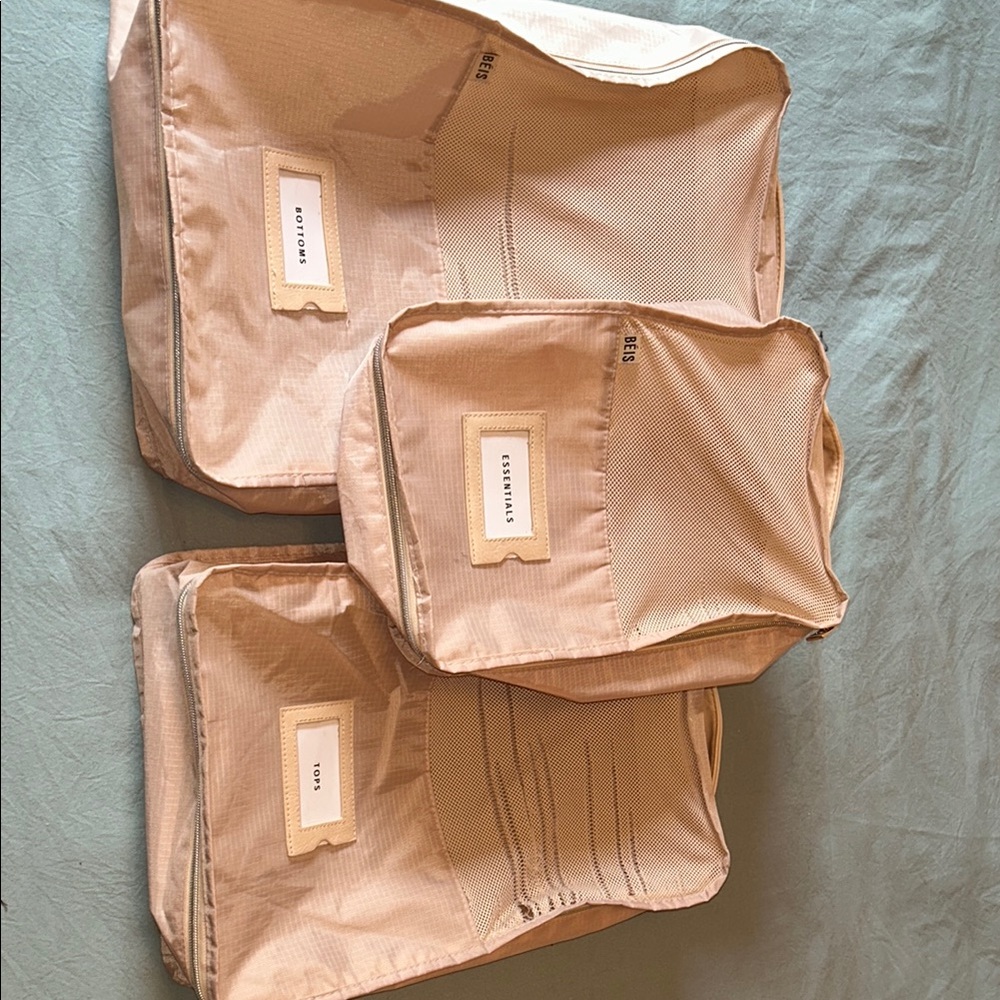Set of 3 Beige Travel Organizers